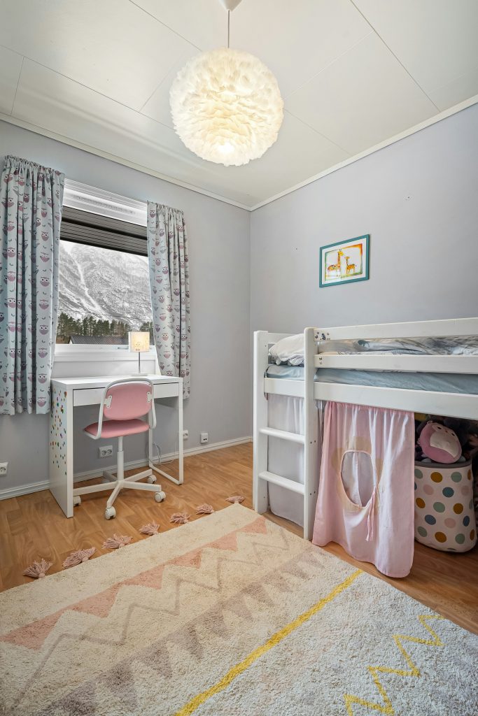 alex-tyson-gqsyblz2unw-unsplash